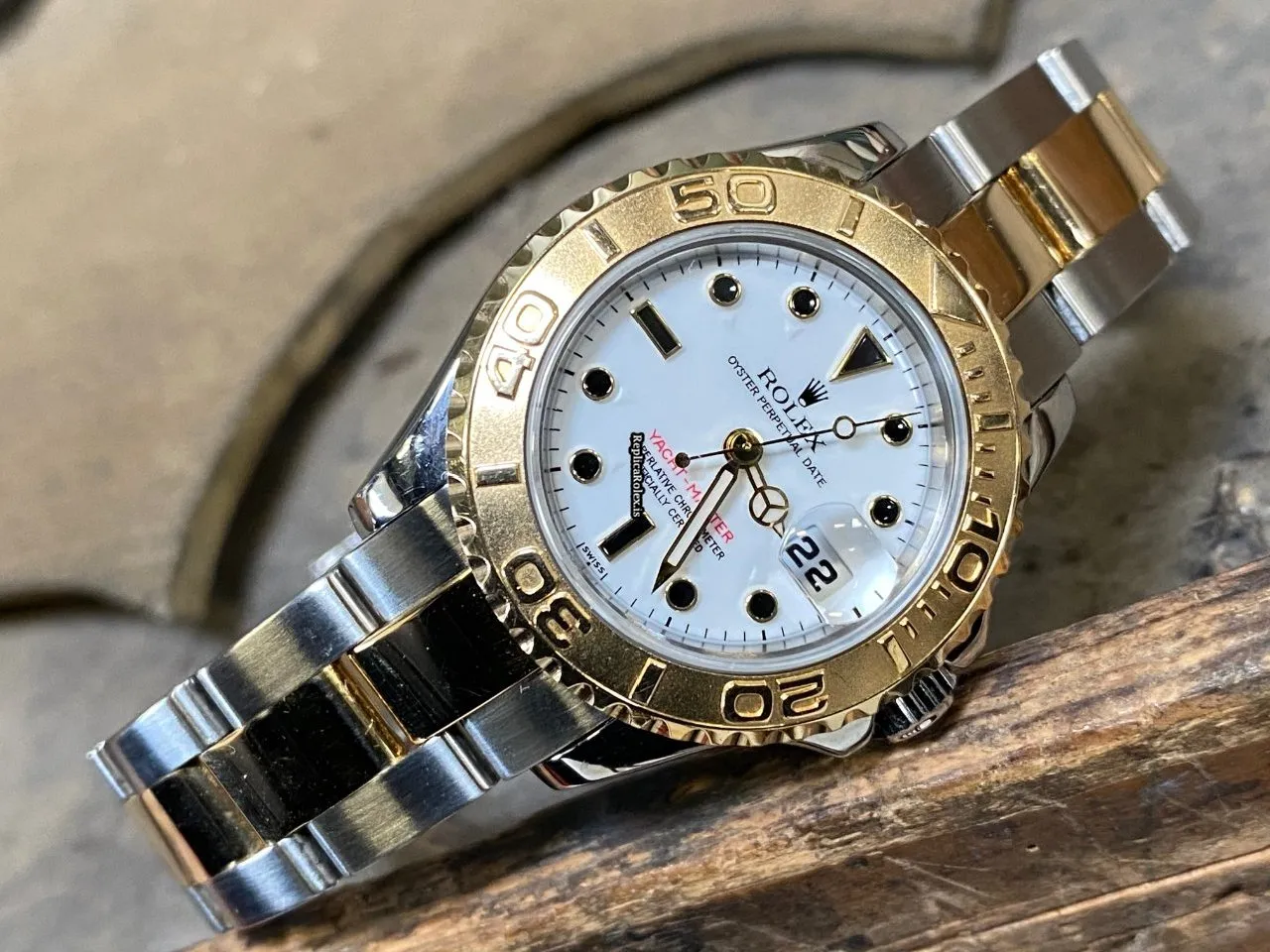 Excellent Replica Rolex Yacht-master 169623 Caliber 2235 Automatic Movement 29mm Gold/steel Case Womens Watch