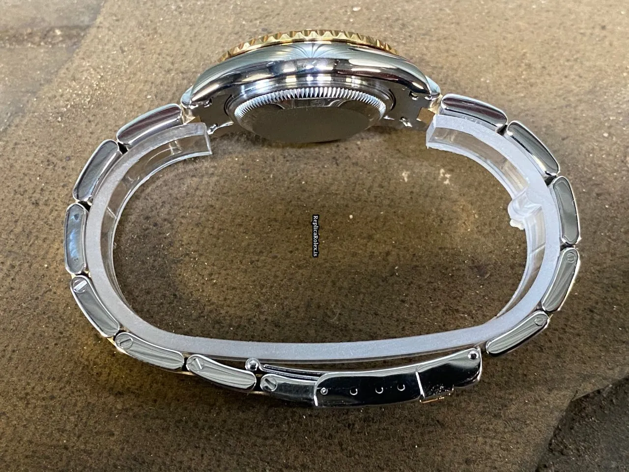 Excellent Replica Rolex Yacht-master 169623 Caliber 2235 Automatic Movement 29mm Gold/steel Case Womens Watch - Image 10