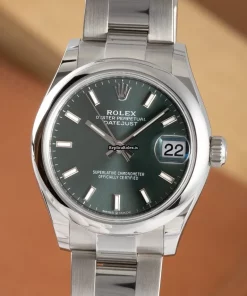 Well Made Fake Rolex Lady-datejust 278240 Caliber 2235 Automatic Movement 31mm Steel Case Womens Watch