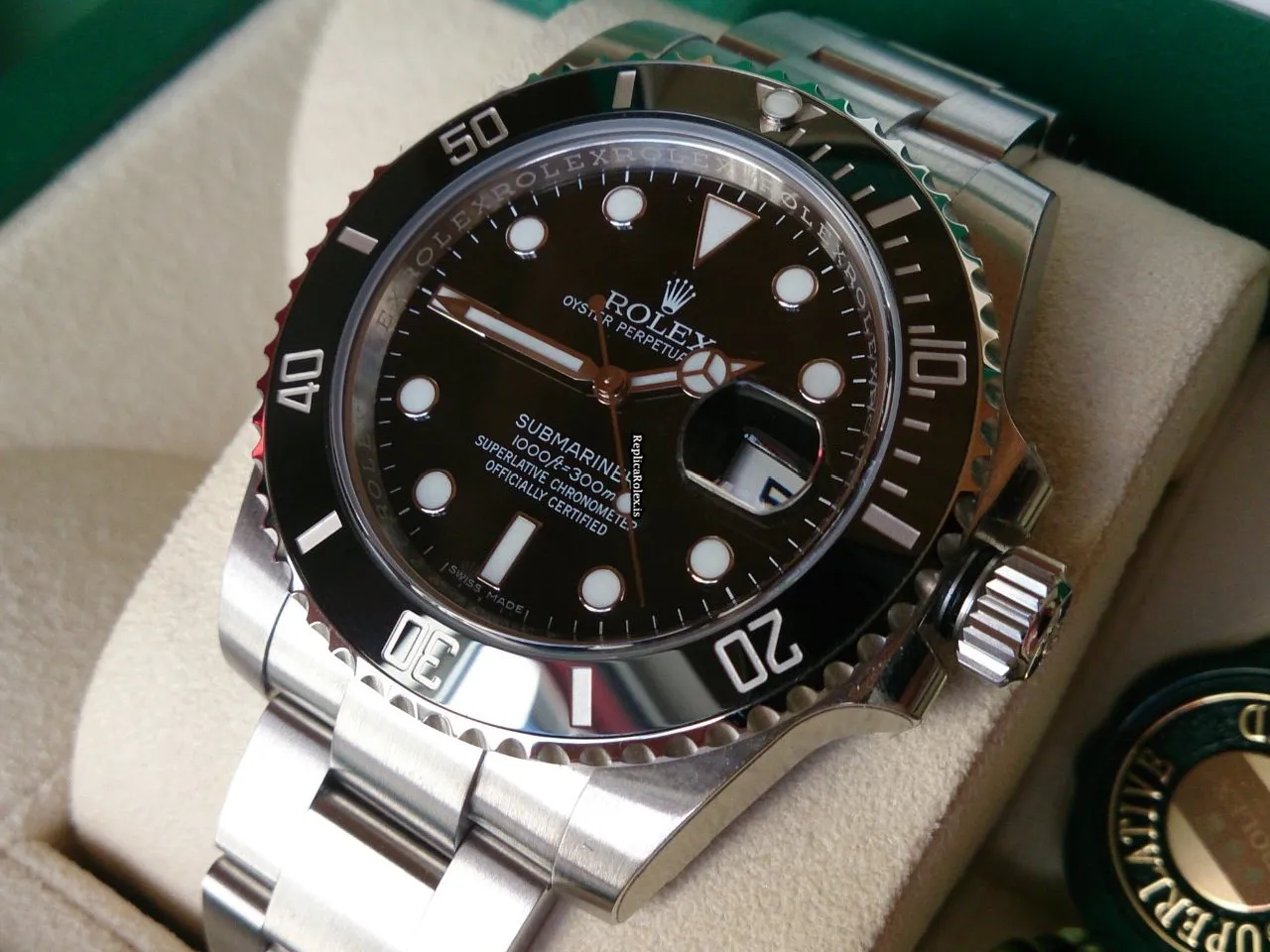 Fantastic Replica Rolex Submariner Date 116610 Automatic Movement Steel Case Watch