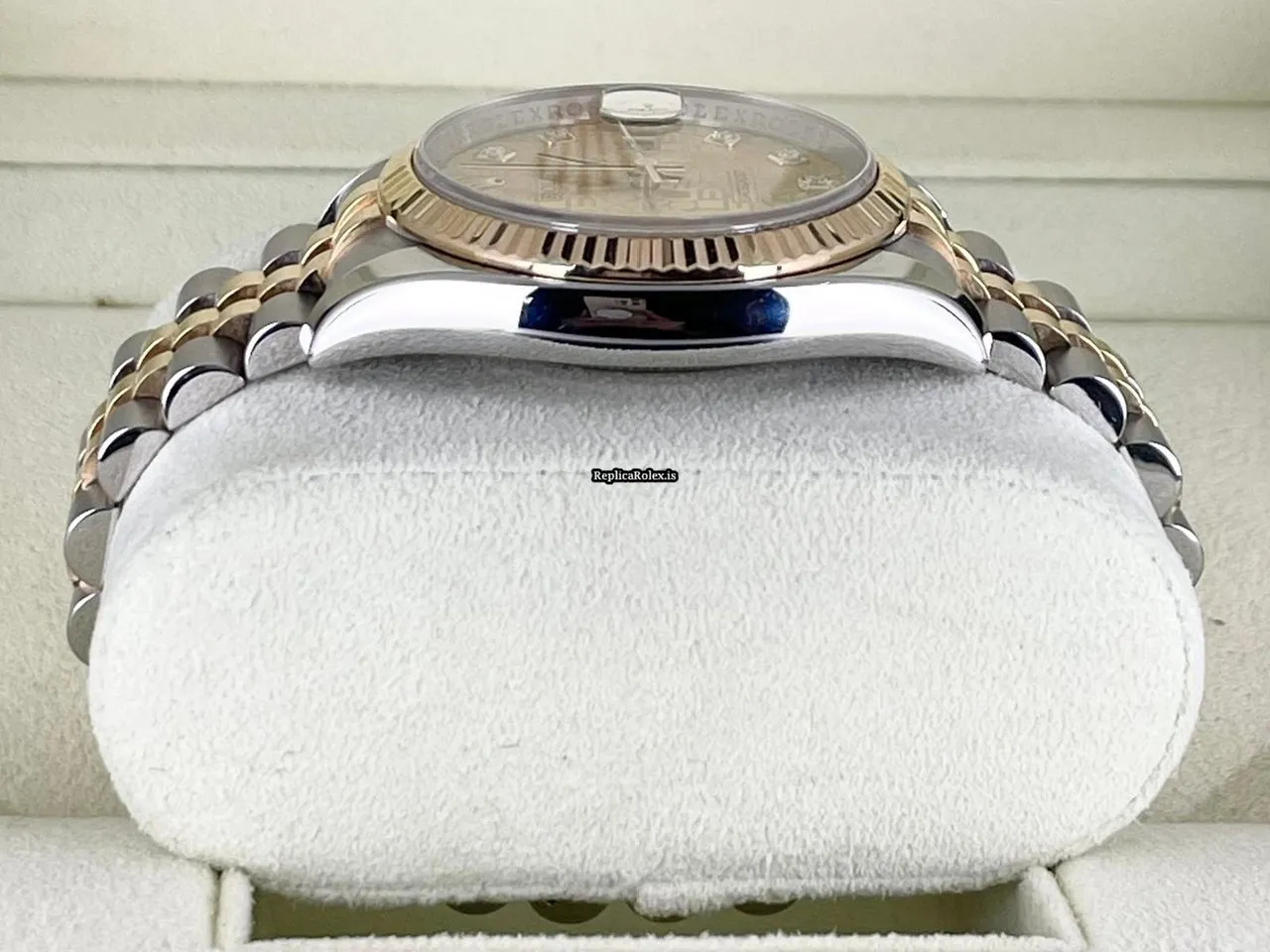 Inexpensive Replica Rolex Datejust 116233 Caliber 3135 Automatic Movement 36mm Gold/steel Case Mens/unisex Watch - Image 7