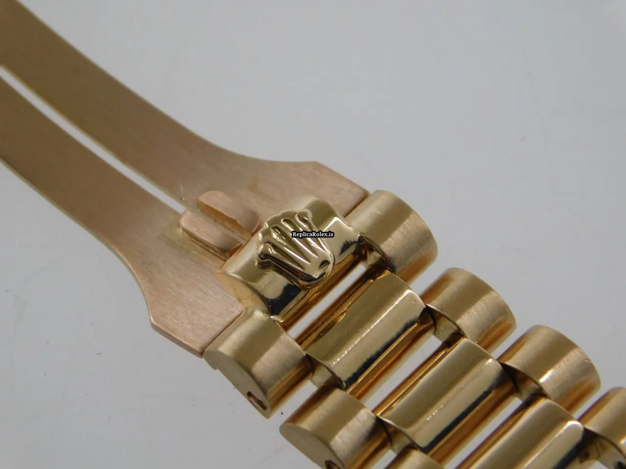 Amazing Imitation Rolex Day-date 36 18038 Caliber 3055 Automatic Movement 36x44mm Yellow Gold Case Mens/unisex Watch - Image 15