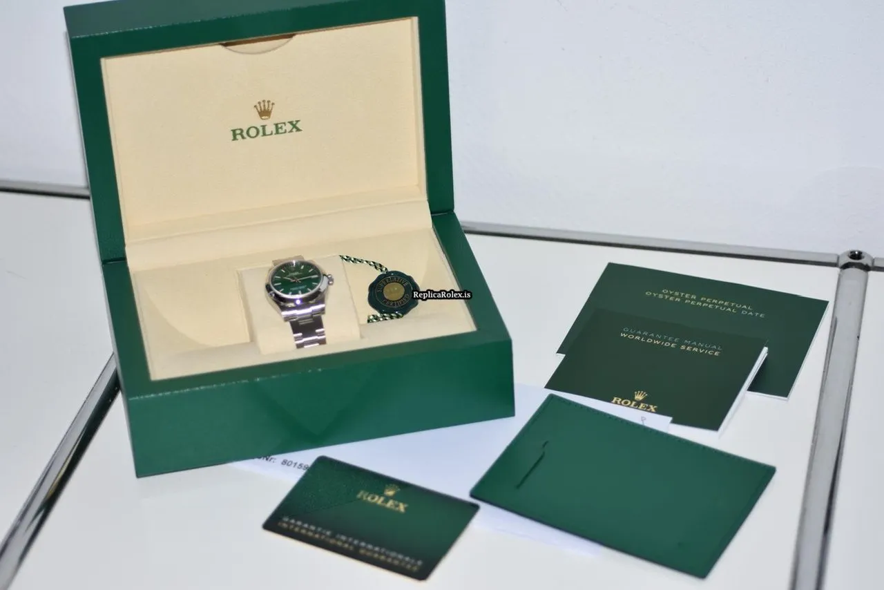 Top Replica Rolex Oyster Perpetual 31 124200 Automatic Movement 31mm Steel Case Mens/unisex Watch - Image 9