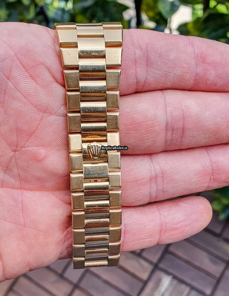 Great Fake Rolex Day-date Oysterquartz 19018 Caliber 5055 Quartz Movement 36mm Yellow Gold Case Mens/unisex Watch - Image 8