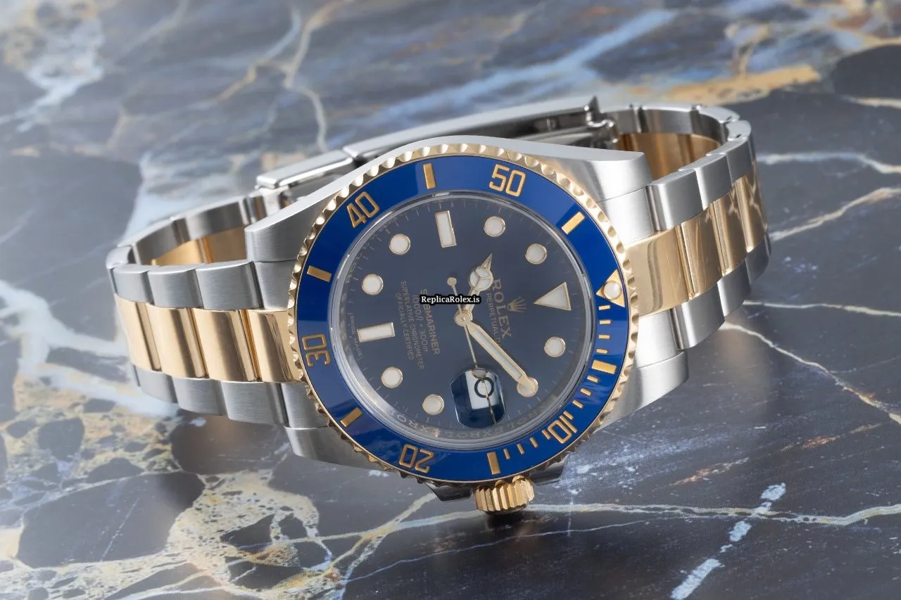 Excellent Replica Rolex Submariner Date 116613lb Caliber 3135 Automatic Movement 40mm Gold/steel Case Mens/unisex Watch - Image 3