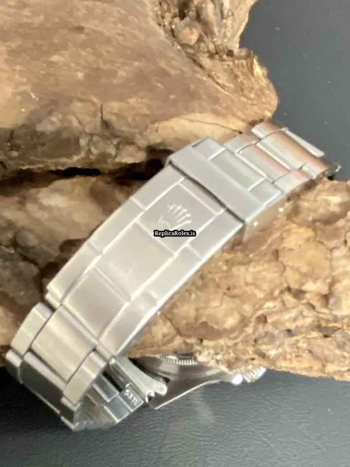 Exquisite Replicas Rolex Submariner 5513 Automatic Movement 40mm Steel Case Watch - Image 2