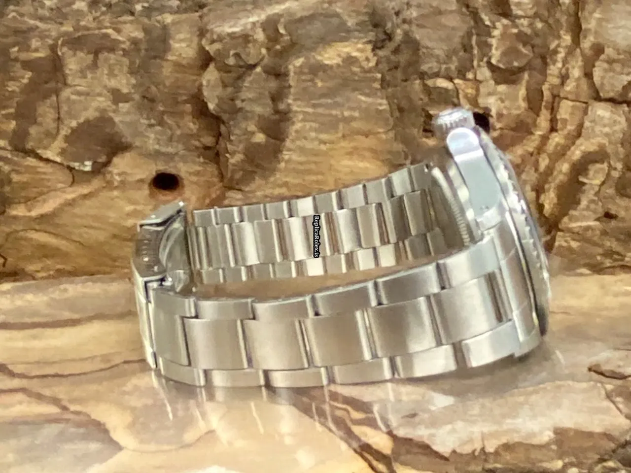 Exquisite Replicas Rolex Submariner 5513 Automatic Movement 40mm Steel Case Watch - Image 3