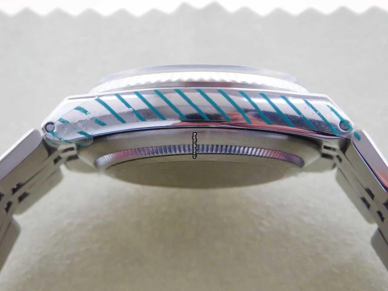 Lovely Replicas Rolex Datejust Oysterquartz 17014 Caliber 5035 Quartz Movement 36x41,5mm Steel Case Mens/unisex Watch - Image 8