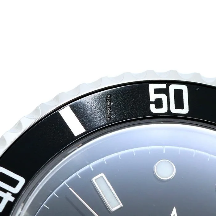 Reliable Replica Rolex Submariner Date 16610 Caliber 3135 Automatic Movement 40mm Steel Case Watch - Image 5