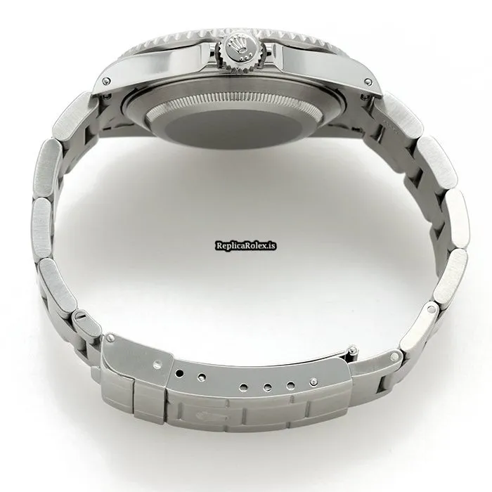 Reliable Replica Rolex Submariner Date 16610 Caliber 3135 Automatic Movement 40mm Steel Case Watch - Image 9