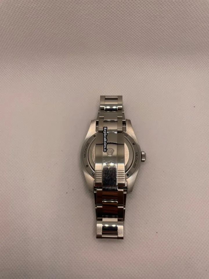 Best Fake Rolex Milgauss 116400gv Caliber 3131 Automatic Movement 40mm Steel Case Mens/unisex Watch - Image 7