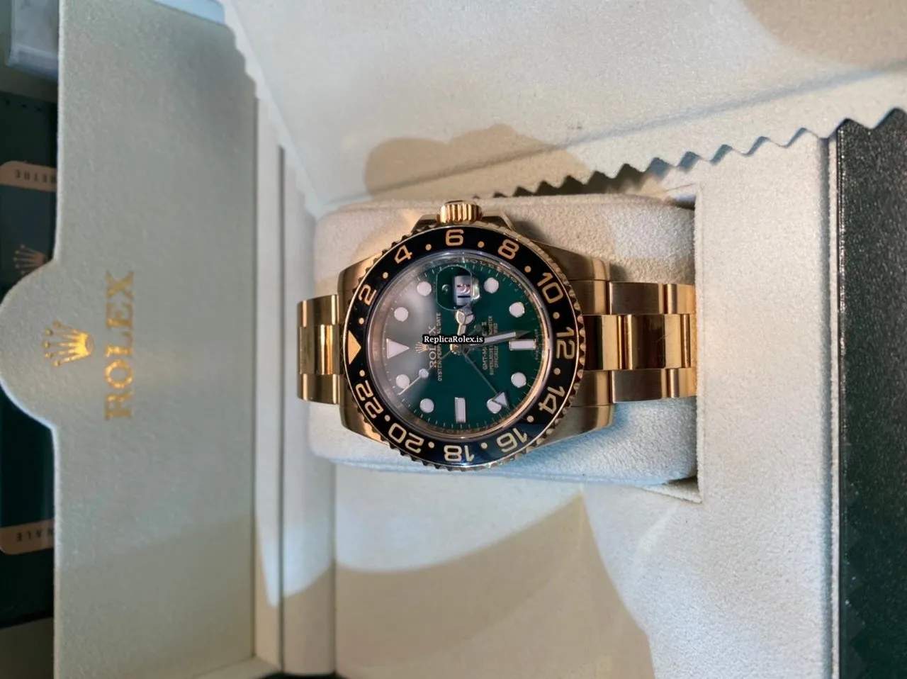 Wonderful Replica Rolex Gmt-master II 116718ln Caliber 3186 Automatic Movement 40mm Yellow Gold Case Mens/unisex Watch - Image 3