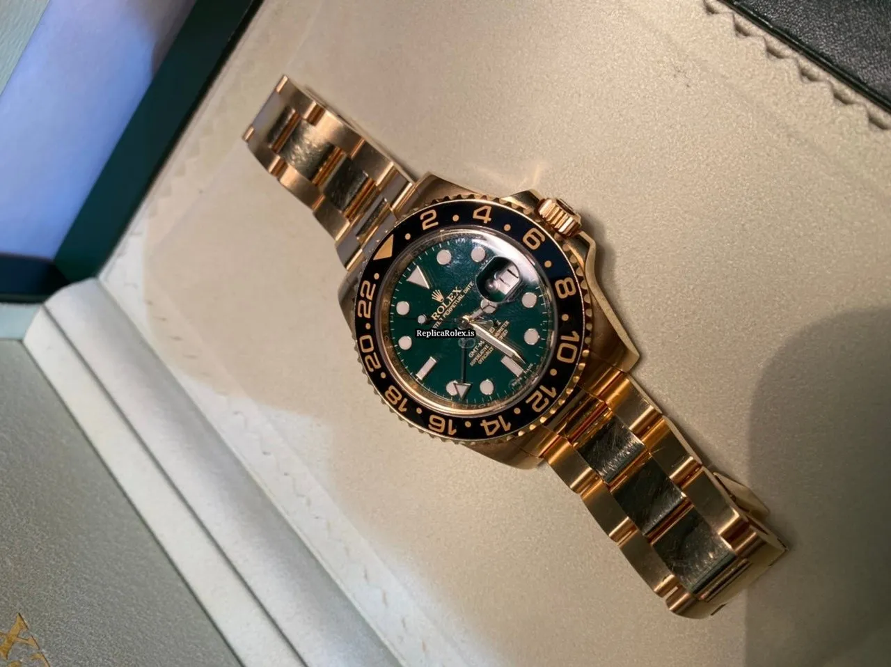 Wonderful Replica Rolex Gmt-master II 116718ln Caliber 3186 Automatic Movement 40mm Yellow Gold Case Mens/unisex Watch - Image 8