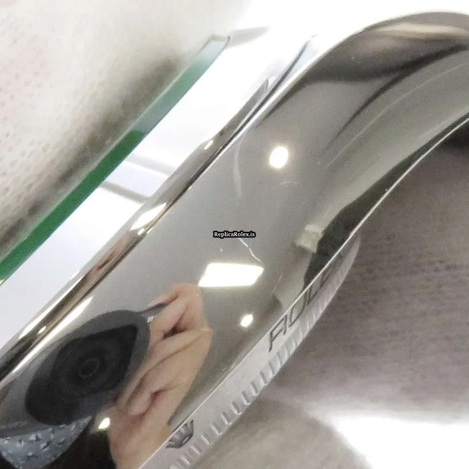 Swiss Imitation Rolex Milgauss 116400gv Caliber 3131 Automatic Movement 40mm Steel Case Mens/unisex Watch - Image 7