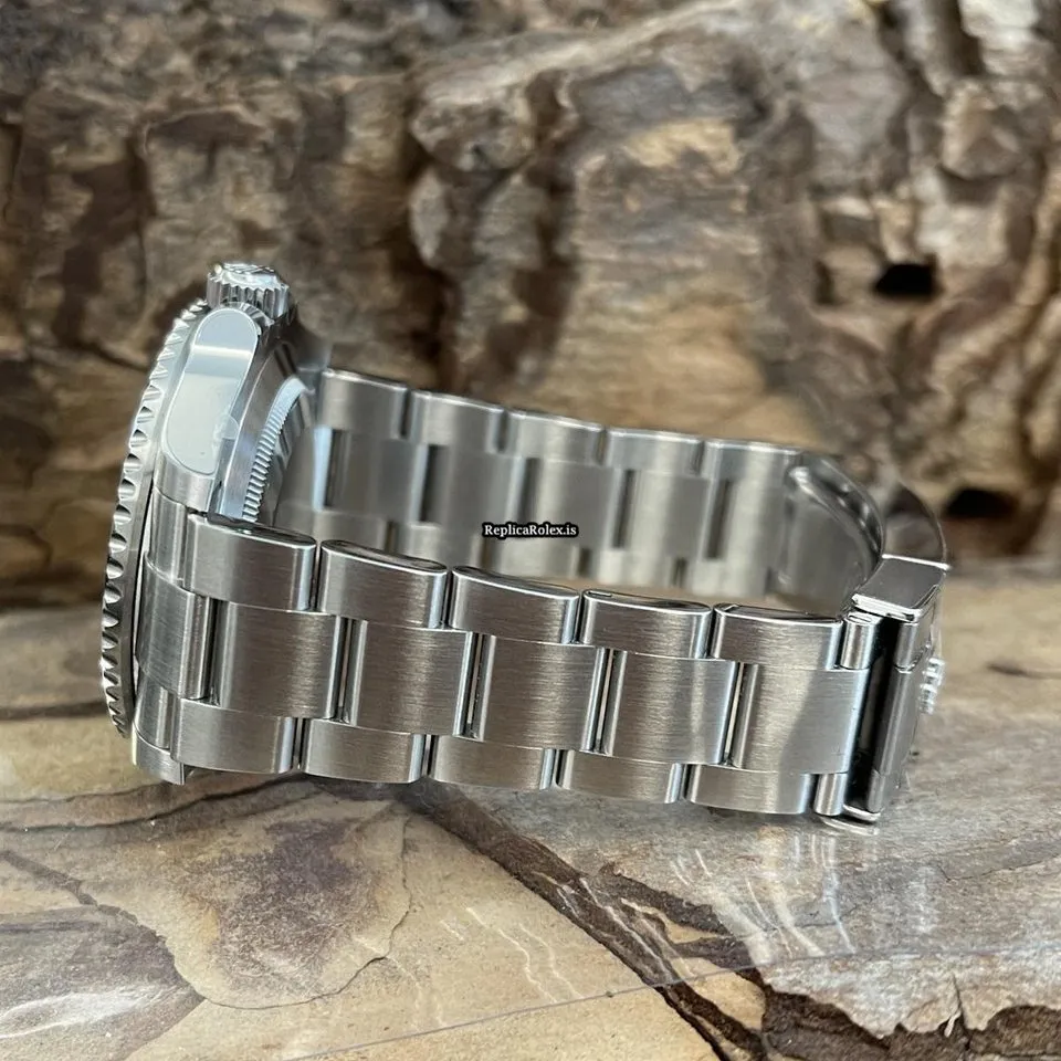 Fabulous Knockoff Rolex Submariner Date 126610ln Automatic Movement 41mm Steel Case Watch - Image 5