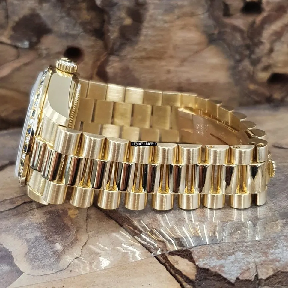 Ideal Replica Rolex Day-date 36 18148 Automatic Movement 36mm Yellow Gold Case Watch - Image 4