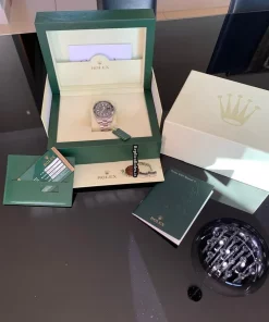 Distinctive Fake Rolex Gmt-master II 116710ln Caliber 3186 Automatic Movement 40mm Steel Case Mens/unisex Watch