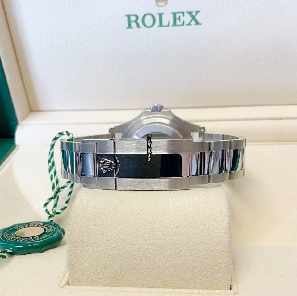 Terrific Replica Rolex Yacht-master 37 268622 Caliber 2236 Automatic Movement 37mm Steel Case Mens/unisex Watch - Image 6