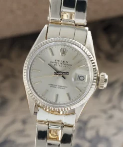 Excellent Replica Rolex Oyster Perpetual Lady Date 6517 Caliber 1130 Automatic Movement 26mm Yellow Gold Case Womens Watch