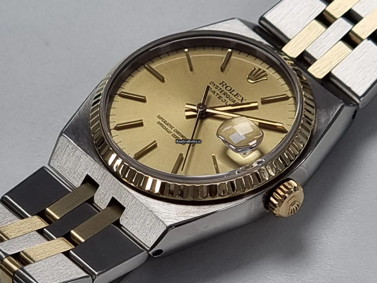 Fine Replica Rolex Datejust Oysterquartz 17013 Caliber 5035 Quartz Movement 36x42mm Gold/steel Case Mens/unisex Watch - Image 2