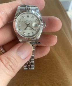 Amazing Replica Rolex Lady-datejust 179174 Caliber 2235 Automatic Movement 26mm Steel Case Womens Watch