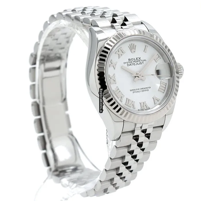 Superb Fake Rolex Lady-datejust 28 Caliber 2236 Automatic Movement 28mm Gold/steel Case Watch - Image 9