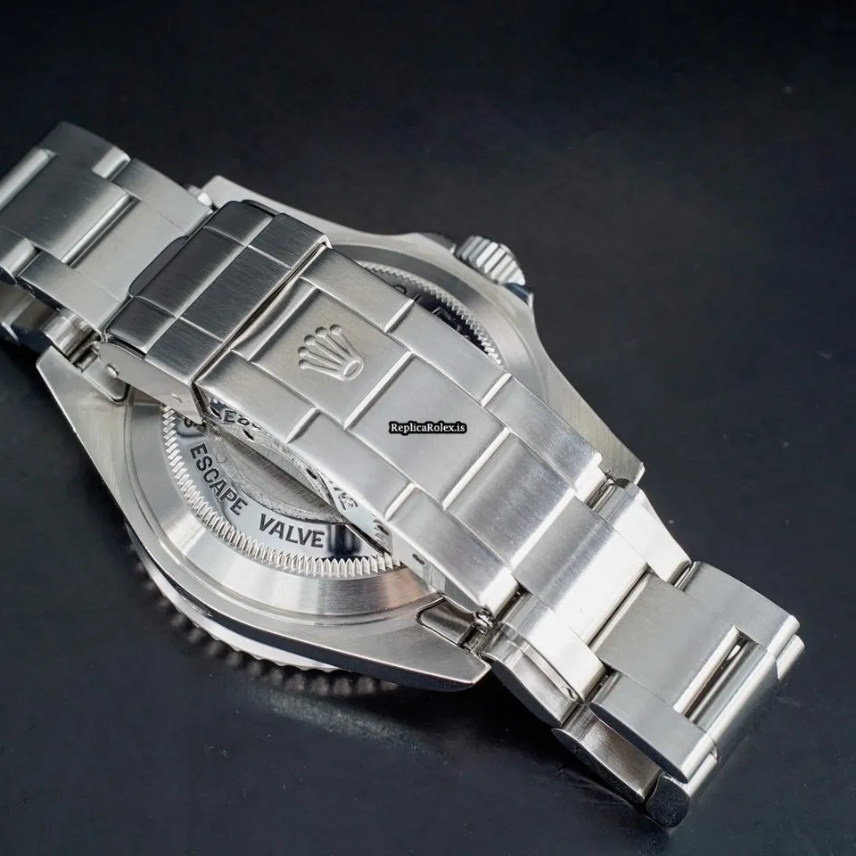 Neat Replica Rolex Sea-dweller 4000 16600 Caliber 3135 Automatic Movement 40mm Steel Case Mens/unisex Watch - Image 4