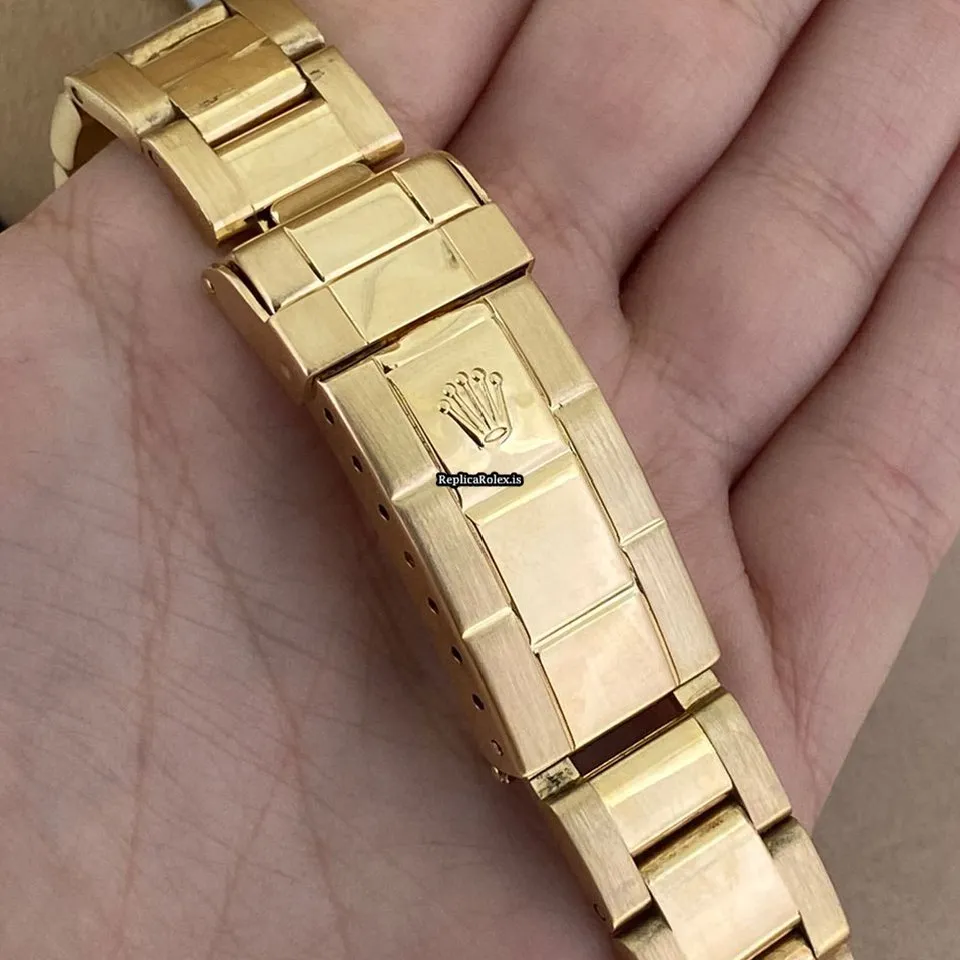 Affordable Knockoff Rolex Submariner Date 16618 Automatic Movement 40mm Yellow Gold Case Watch - Image 8
