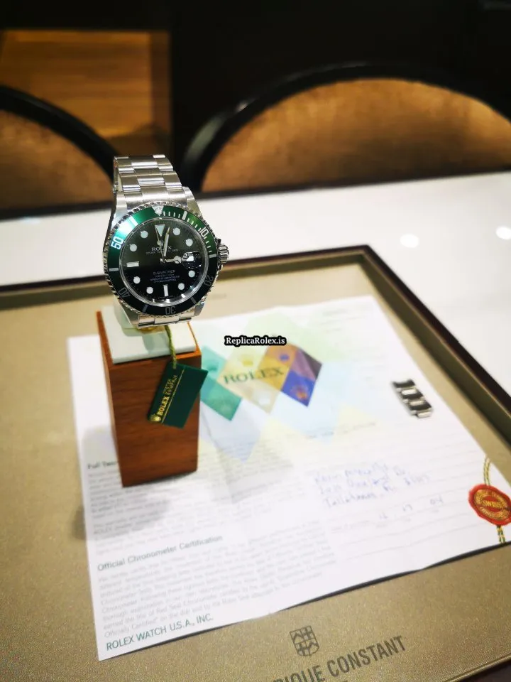 Best Fake Rolex Submariner Date 16610lv Caliber 3135 Automatic Movement 40mm Steel Case Mens/unisex Watch