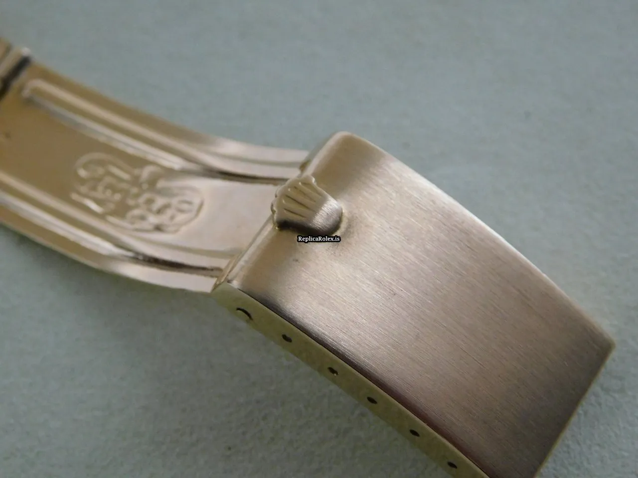 High-end Fake Rolex Day-date 1811 Caliber 1556 Automatic Movement 36x44mm Yellow Gold Case Mens/unisex Watch - Image 12