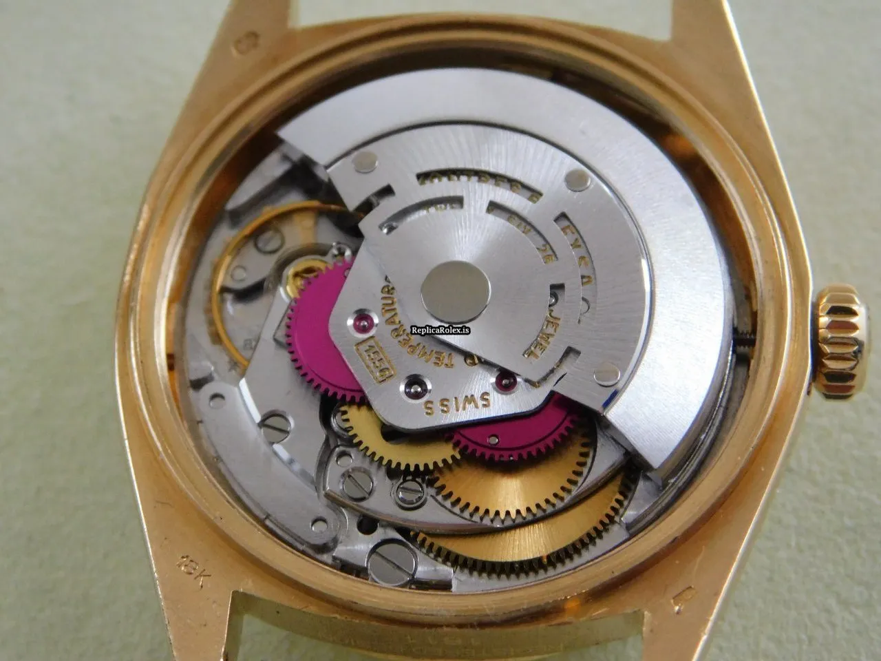 High-end Fake Rolex Day-date 1811 Caliber 1556 Automatic Movement 36x44mm Yellow Gold Case Mens/unisex Watch - Image 15