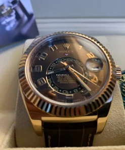 Reliable Fake Rolex Sky-dweller 326135 Caliber 9001 Automatic Movement 42mm Rose Gold Case Mens/unisex Watch