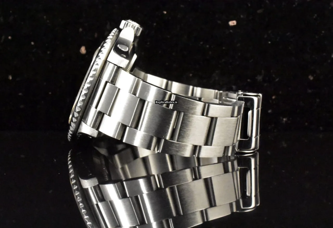 Incredible Copy Rolex Submariner Date 16800 Caliber 3035 Automatic Movement 40mm Steel Case Mens/unisex Watch - Image 4