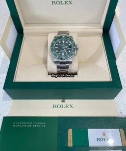 Perfect Replica Rolex Submariner Date 116610lv Caliber 3135 Automatic Movement 40mm Steel Case Mens/unisex Watch