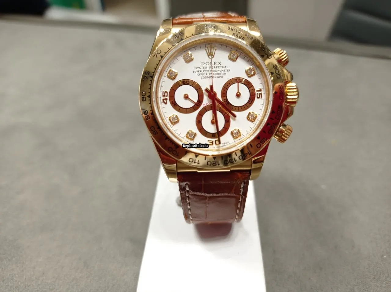 Ideal Replica Rolex Daytona 16518 Caliber 4030 Automatic Movement 40mm Yellow Gold Case Mens/unisex Watch - Image 2